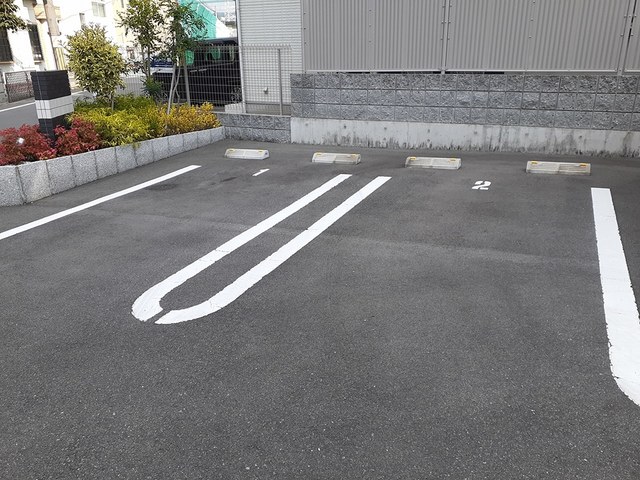 14/22 駐車場