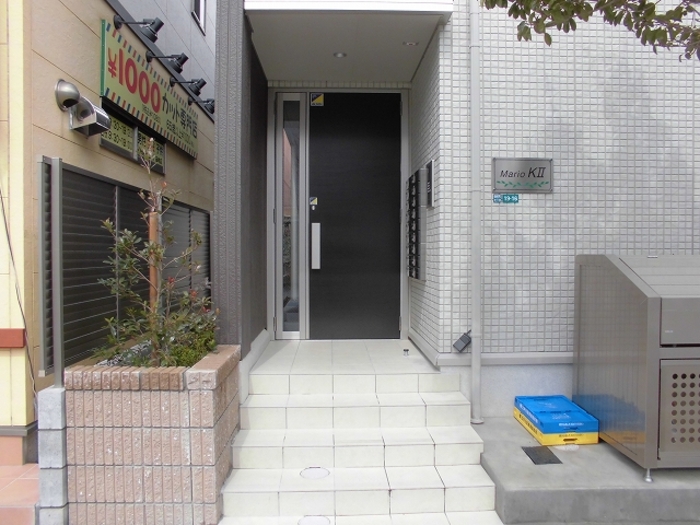 14/18 エントランス