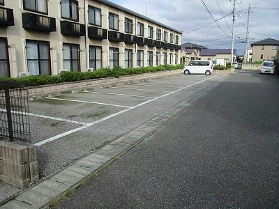 14/16 駐車場