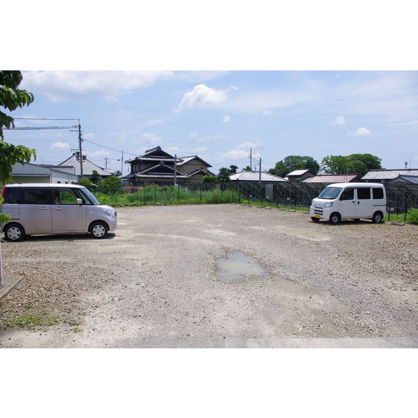 16/19 駐車場