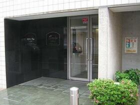 15/16 エントランス