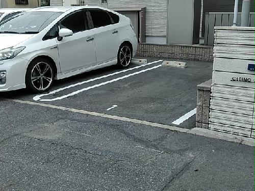 25/30 駐車場