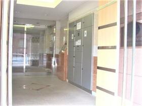 15/15 エントランス