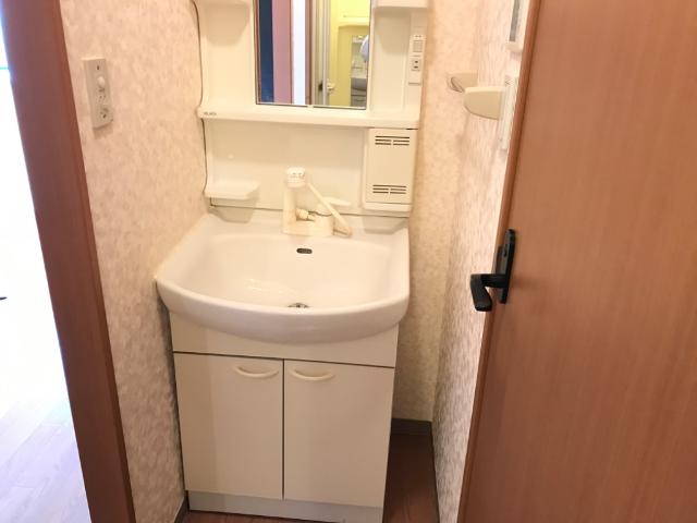 16/25 洗面
