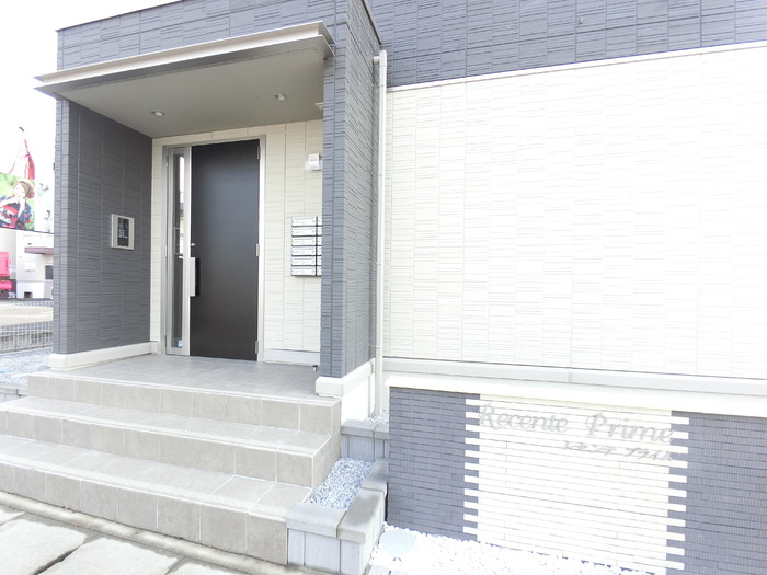 17/21 エントランス