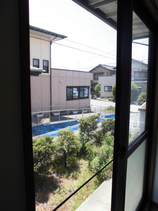 13/18 バルコニー
