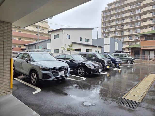 14/20 駐車場