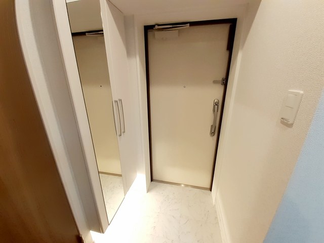 6/20 玄関