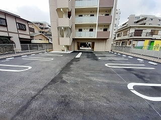 2/8 駐車場