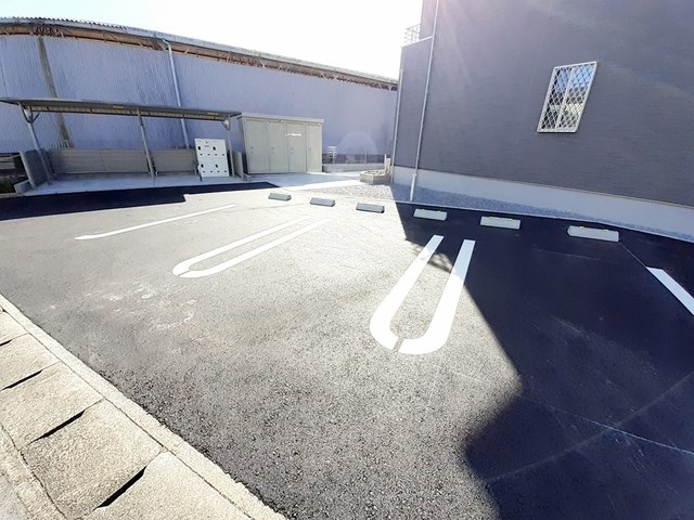 14/20 駐車場