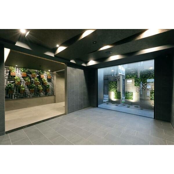 17/18 エントランス