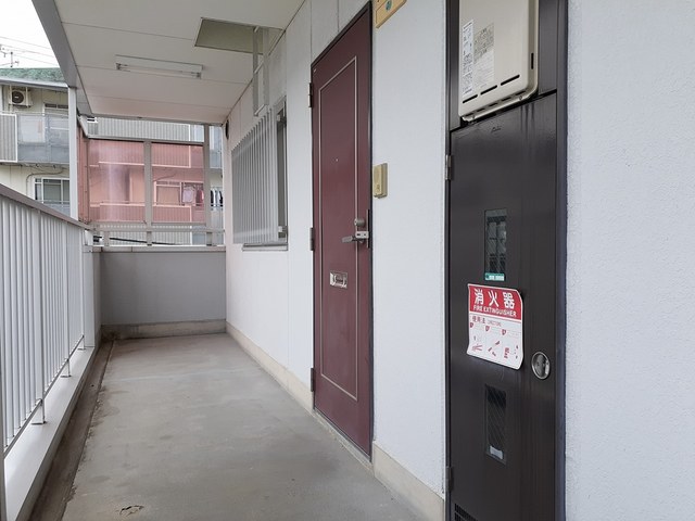 14/20 エントランス