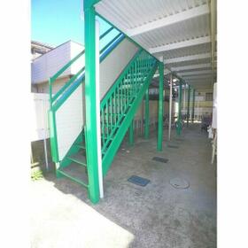 14/15 エントランス