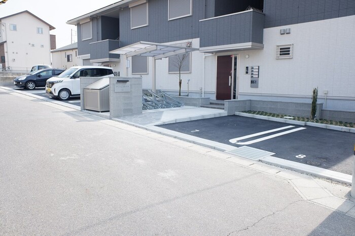 2/12 駐車場