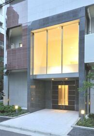 14/14 エントランス