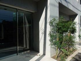 16/24 エントランス