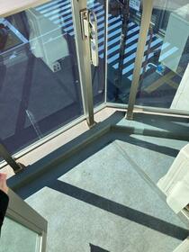 13/18 バルコニー