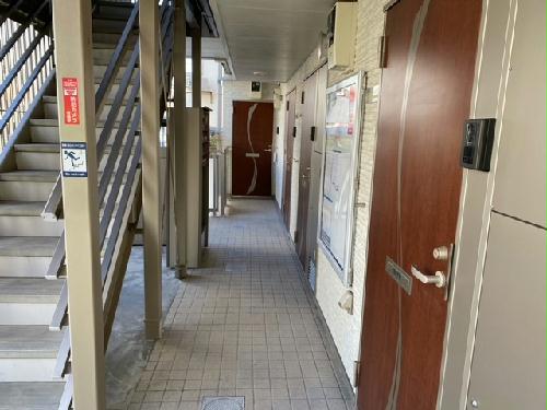 14/18 エントランス