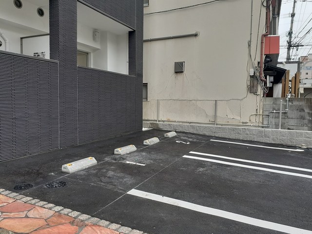 14/20 駐車場
