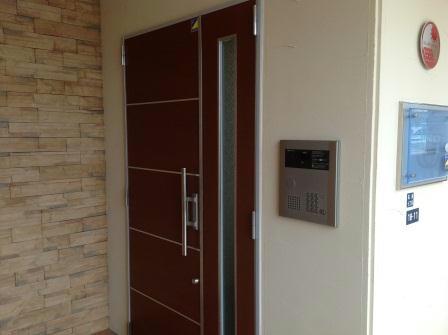 3/4 エントランス