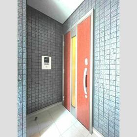 3/3 エントランス