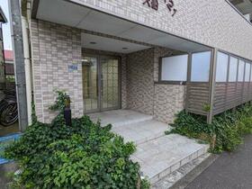 16/16 エントランス