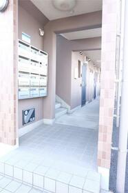 15/23 エントランス