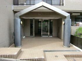 15/25 エントランス