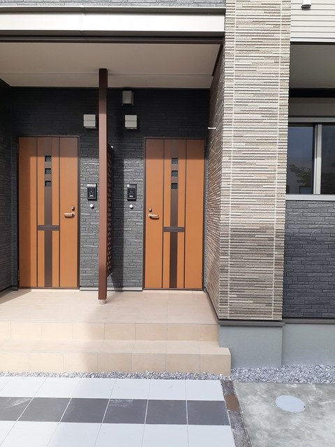 13/20 エントランス