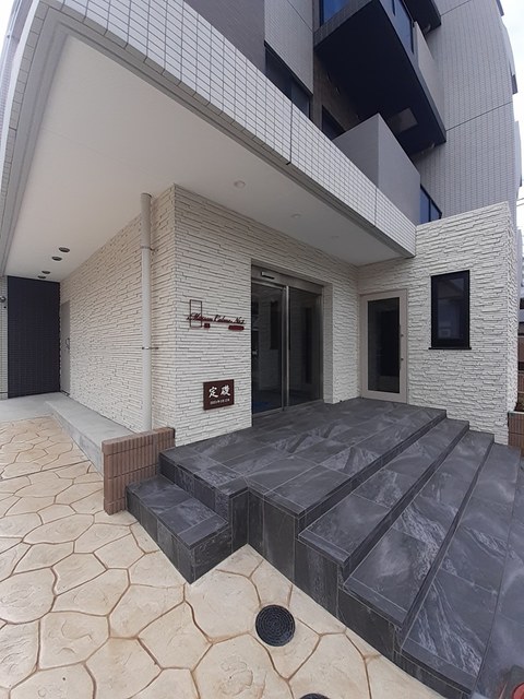 14/20 エントランス