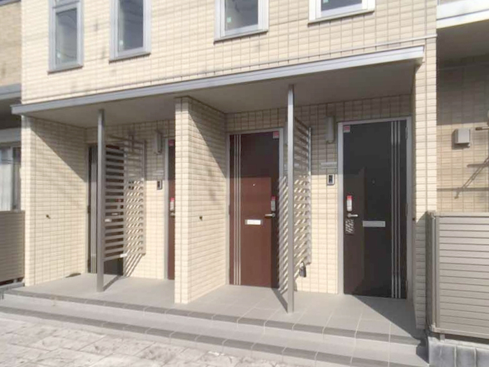 16/30 エントランス