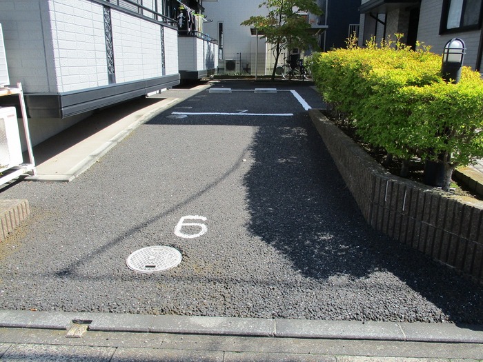 3/3 駐車場