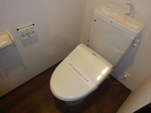 18/30 トイレ