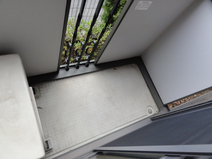 14/28 バルコニー