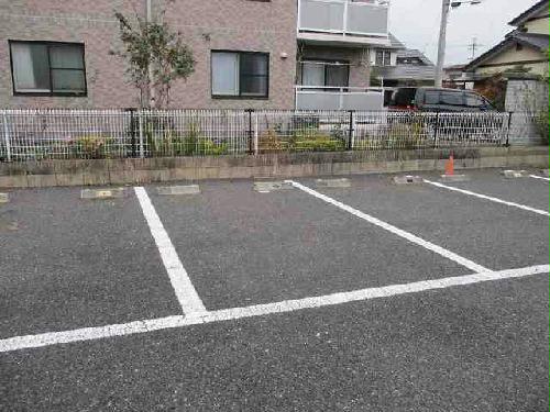14/22 駐車場