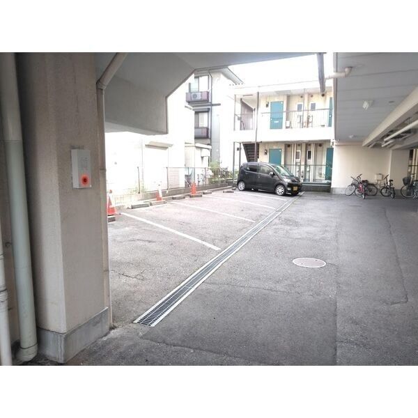 11/11 駐車場