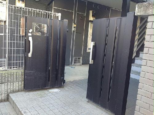 14/23 エントランス