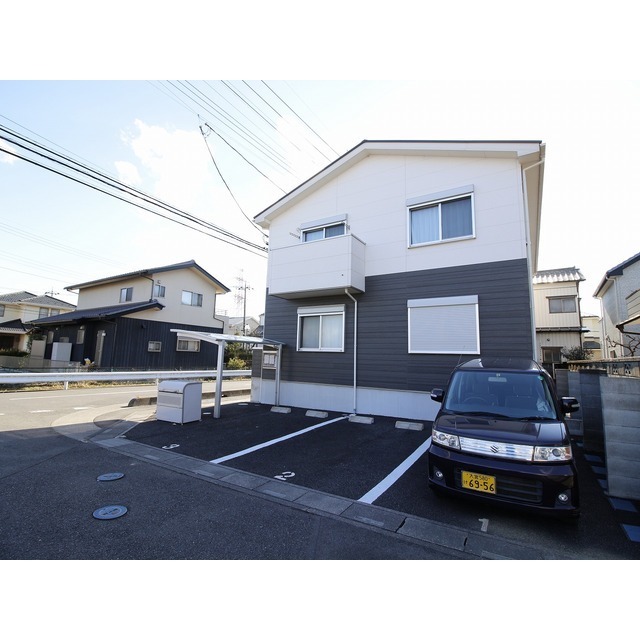 14/18 駐車場
