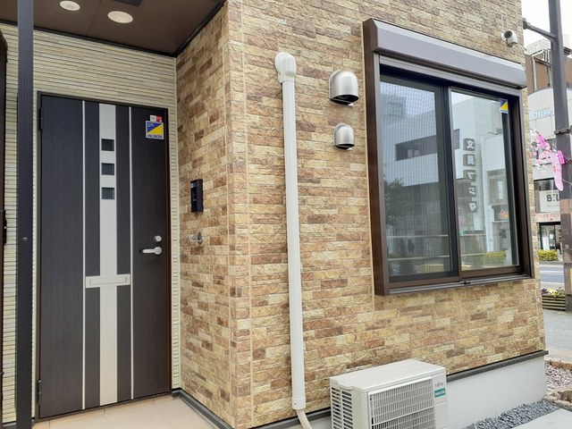 29/30 エントランス