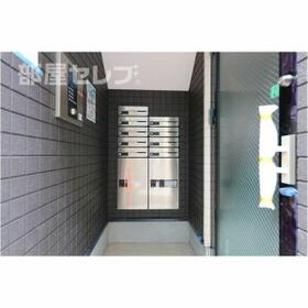 2/2 エントランス