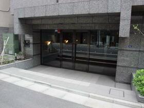 15/15 エントランス