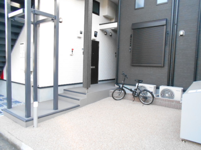 14/24 エントランス