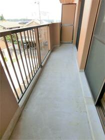 13/23 バルコニー