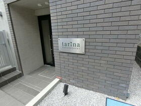 16/16 エントランス