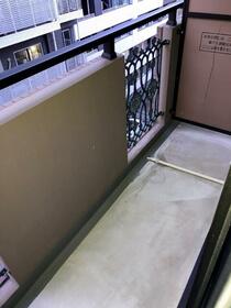 13/17 バルコニー