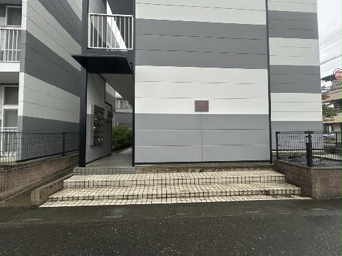 14/14 エントランス