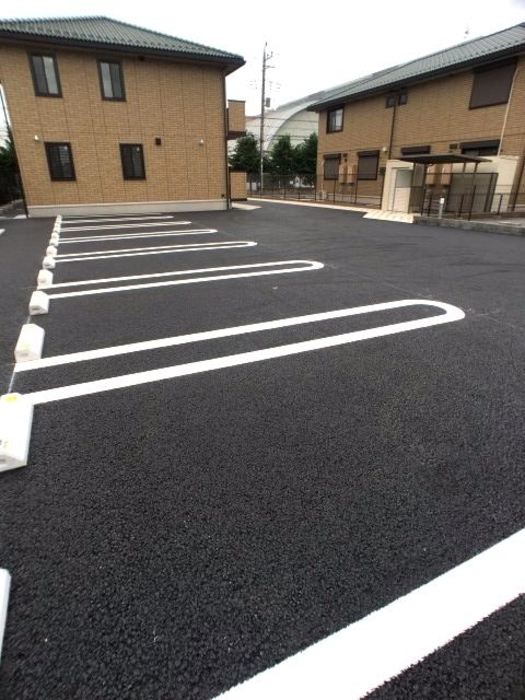 20/27 駐車場
