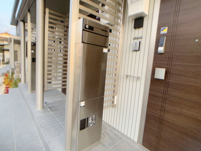 19/22 エントランス