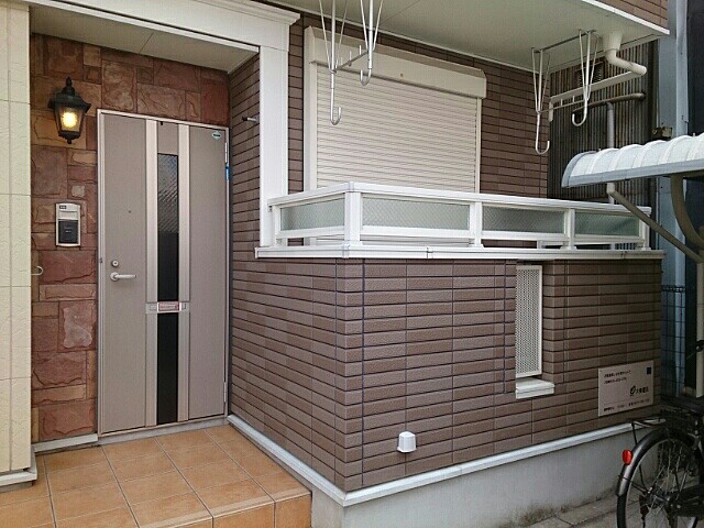 14/20 エントランス