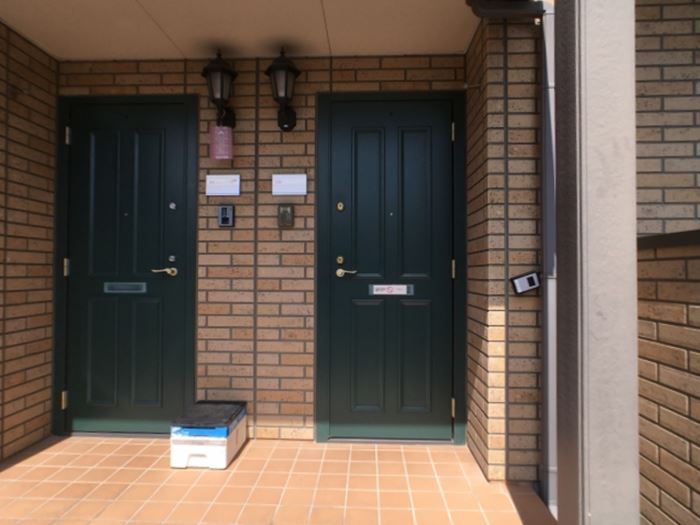 19/28 エントランス